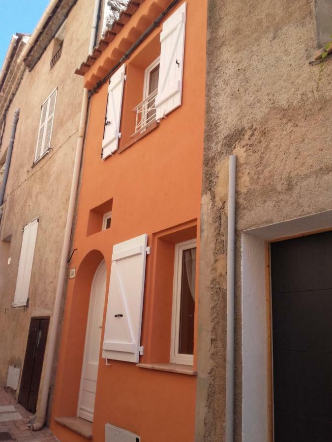 Maison De Village Bagnols-en-Forêt Exterior foto